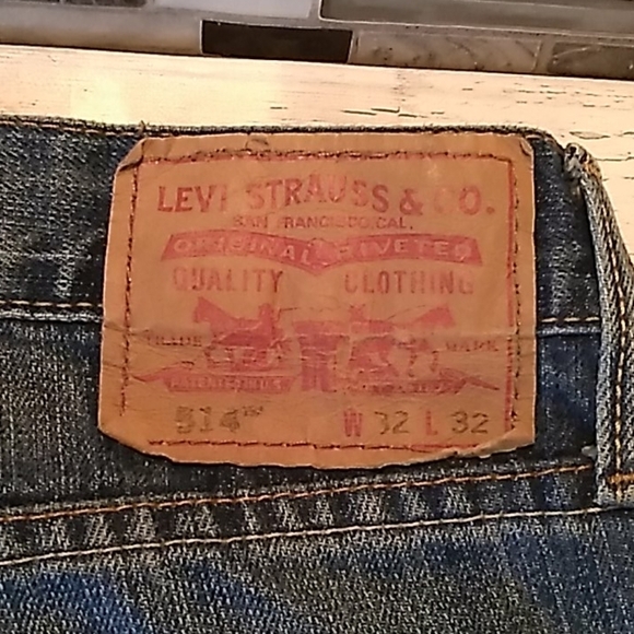 Levis 32 x 32 slim straight 514 destressed - Picture 2 of 5